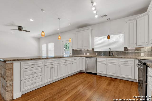 3330 Charleston, Cibolo, Texas image 10
