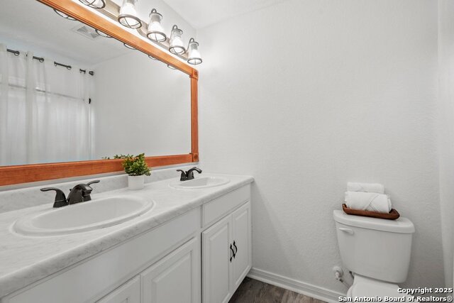 1110 Twin Deer, Canyon Lake, Texas image 15