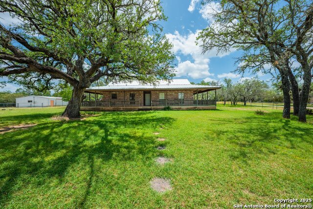 3157 Old San Antonio Road, Fredericksburg, Texas image 2