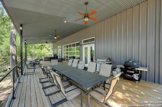 464 County Road 471, Gonzales, Texas image 10