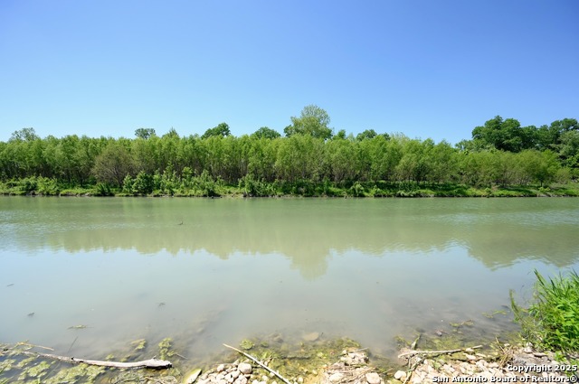 464 County Road 471, Gonzales, Texas image 2