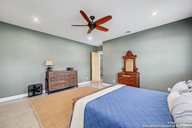 464 County Road 471, Gonzales, Texas image 28