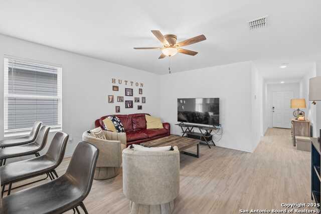 108 Ciarans Crossing, Fredericksburg, Texas image 3