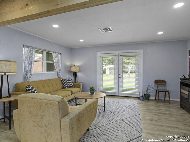 973 Coleman, Poteet, Texas image 4