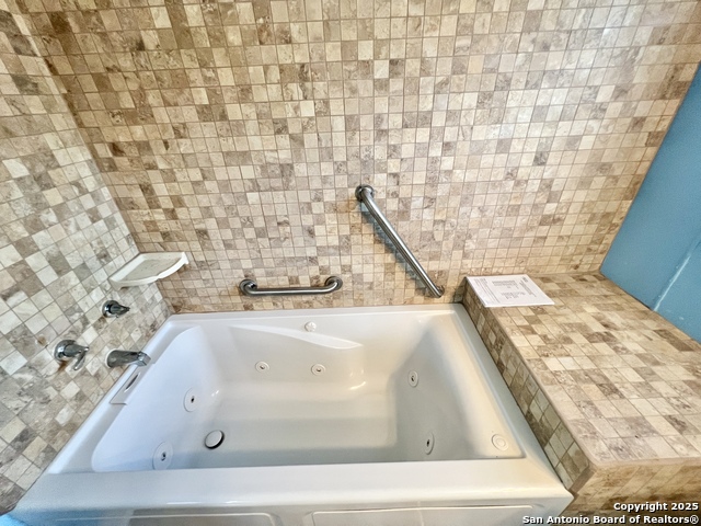 300 Bliss Circle, Brackettville, Texas image 15