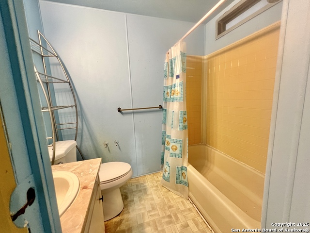300 Bliss Circle, Brackettville, Texas image 18