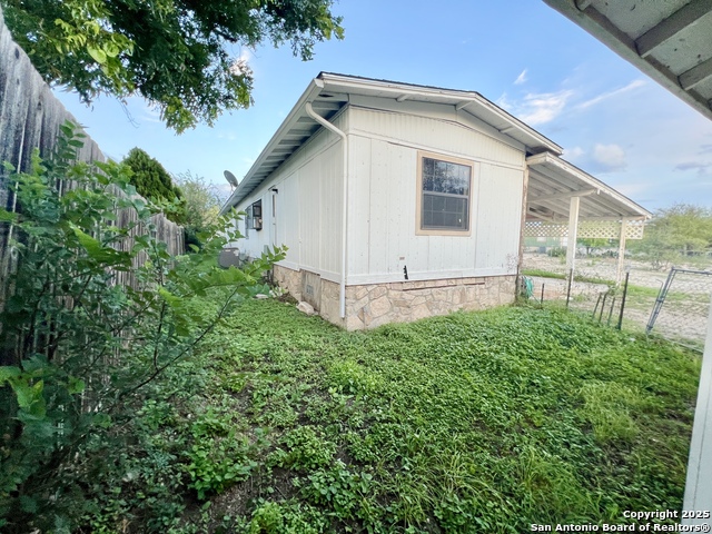 300 Bliss Circle, Brackettville, Texas image 25