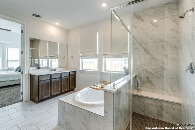 109 Willow Oak, Floresville, Texas image 11