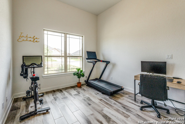 109 Willow Oak, Floresville, Texas image 14