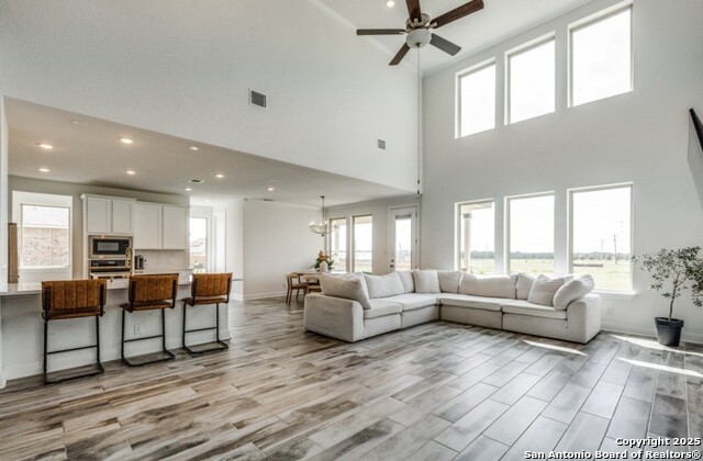 109 Willow Oak, Floresville, Texas image 3
