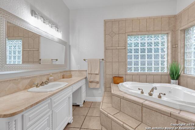 1130 Whispering Water, Spring Branch, Texas image 16