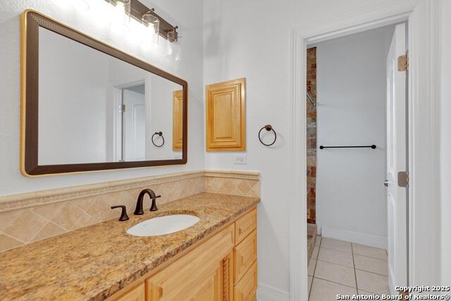 1130 Whispering Water, Spring Branch, Texas image 21