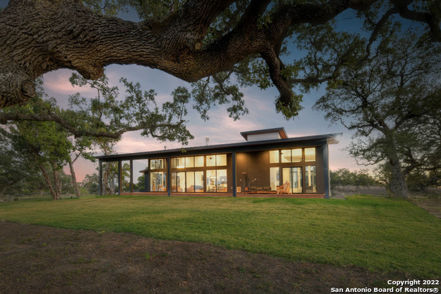 417 Southwick Ranch, Johnson City, Texas image 36