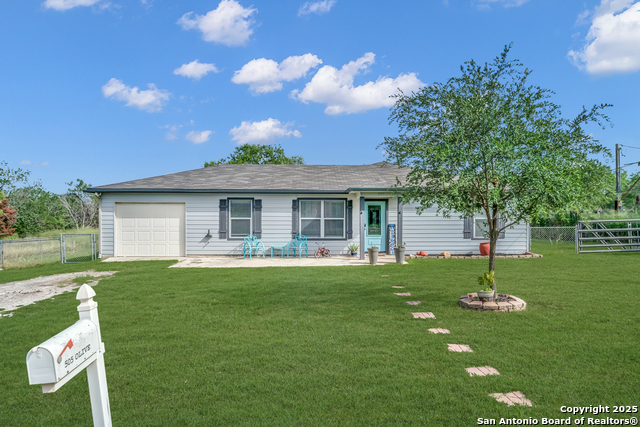 505 Olive St, Jourdanton, Texas image 1