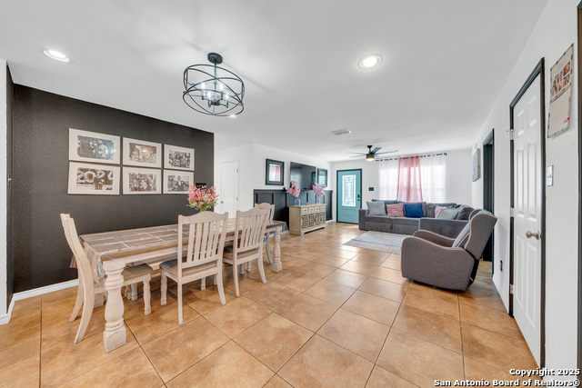 505 Olive St, Jourdanton, Texas image 12