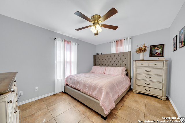 505 Olive St, Jourdanton, Texas image 16
