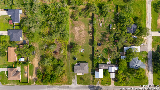 505 Olive St, Jourdanton, Texas image 25