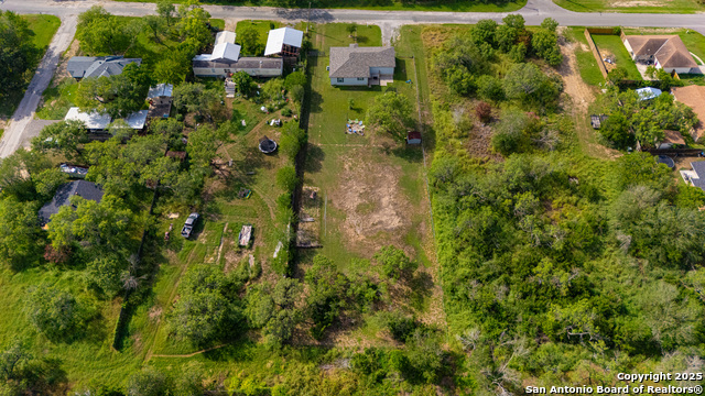 505 Olive St, Jourdanton, Texas image 28