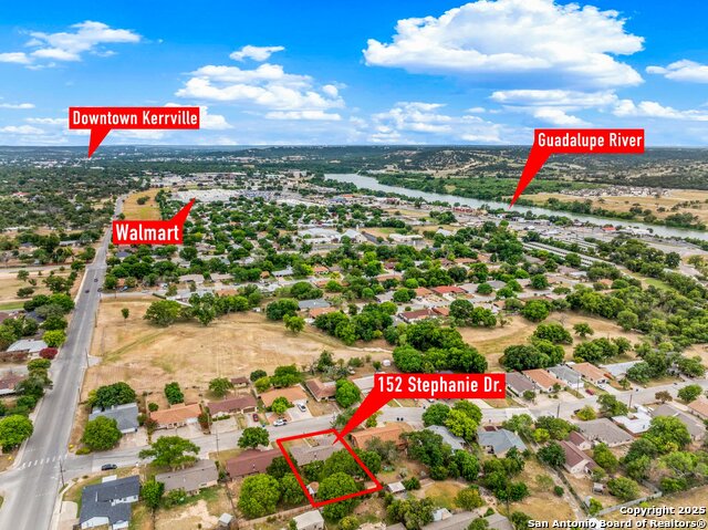 152 N Stephanie Dr, Kerrville, Texas image 2