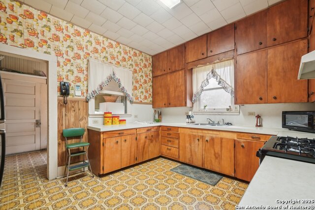303 N 4th St, Kenedy, Texas image 10