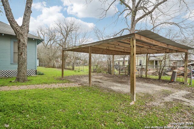 303 N 4th St, Kenedy, Texas image 5