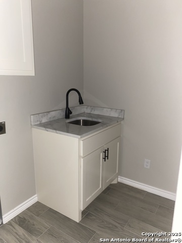 414 Pitaya Lane, Del Rio, Texas image 18