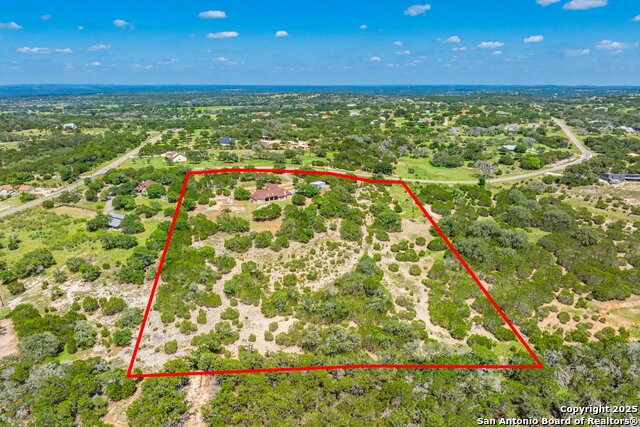 106 Mesquite Trail, Boerne, Texas image 2