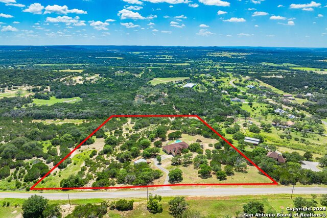 106 Mesquite Trail, Boerne, Texas image 4