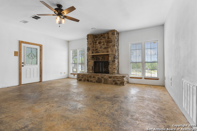 700 Camino De Rancho, Wimberley, Texas image 8