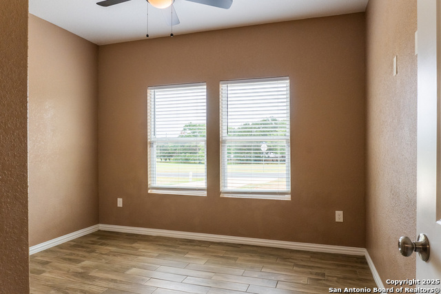 18687 Rolling Meadow, Lytle, Texas image 19
