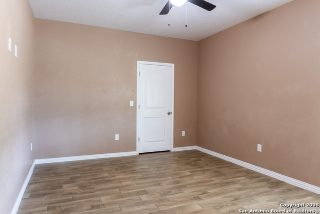 18687 Rolling Meadow, Lytle, Texas image 22
