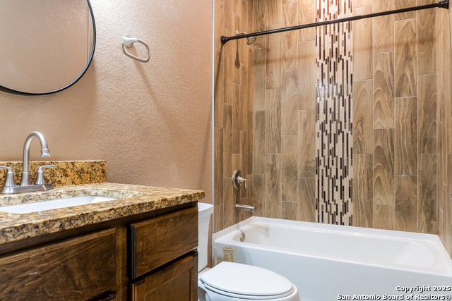 18687 Rolling Meadow, Lytle, Texas image 23