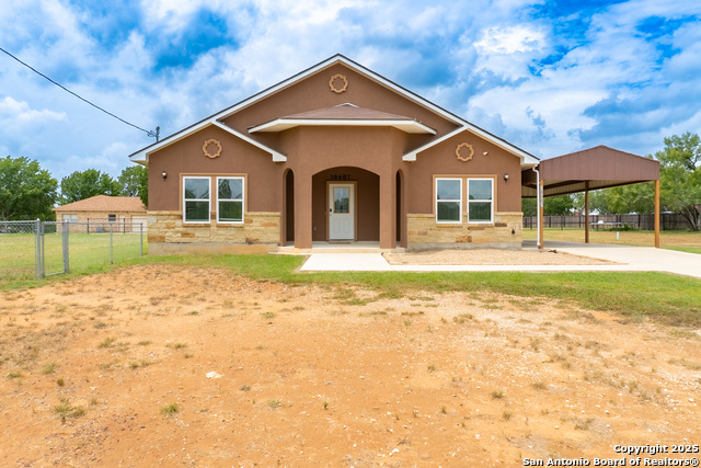 18687 Rolling Meadow, Lytle, Texas image 3