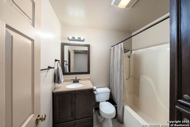 103 Misty Bend, Floresville, Texas image 20