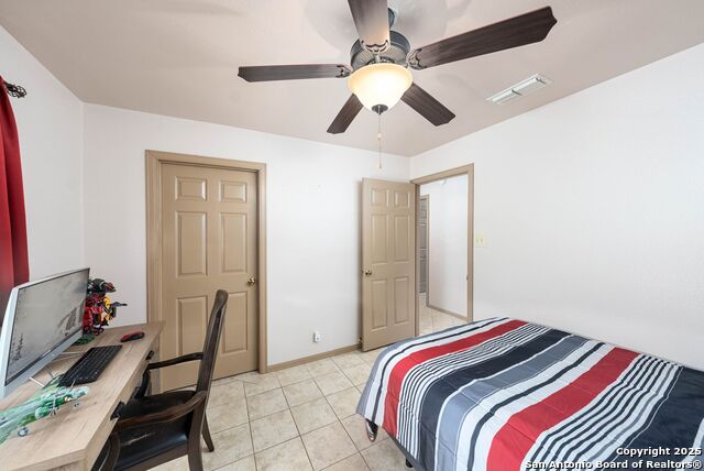 103 Misty Bend, Floresville, Texas image 26