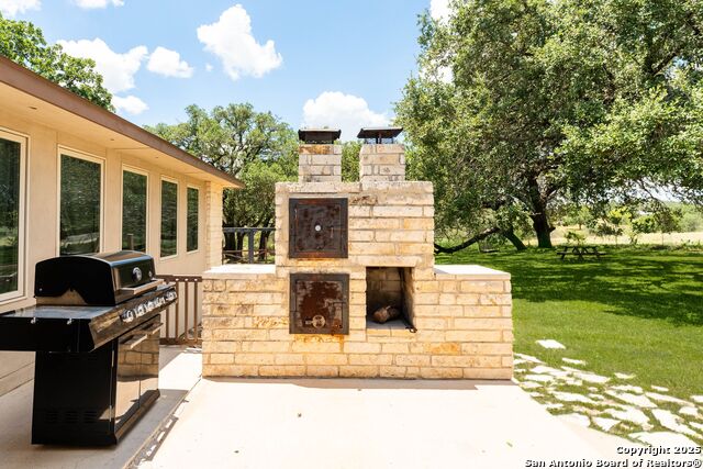 103 Misty Bend, Floresville, Texas image 33