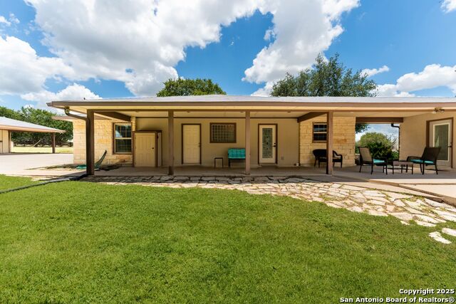 103 Misty Bend, Floresville, Texas image 40