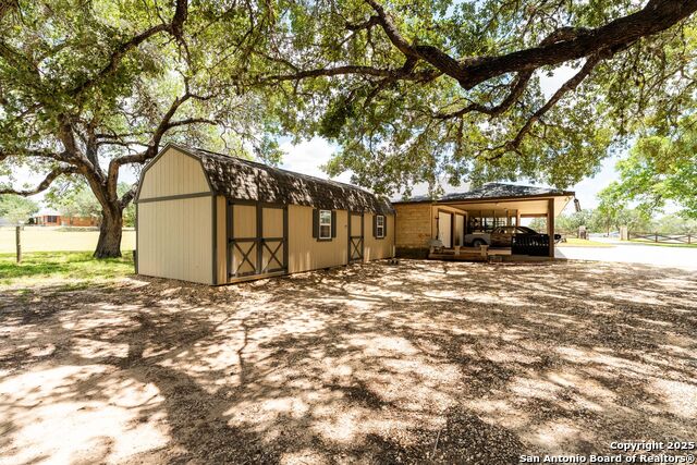 103 Misty Bend, Floresville, Texas image 46