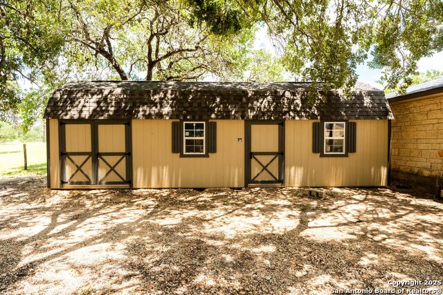 103 Misty Bend, Floresville, Texas image 48