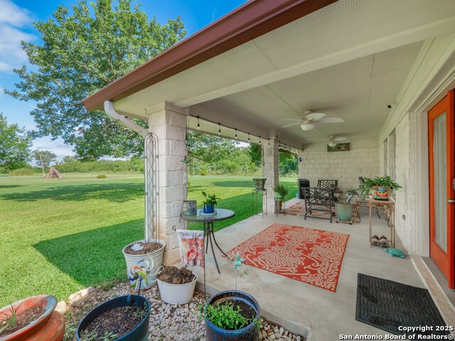 658 Lakeview Dr, Seguin, Texas image 25