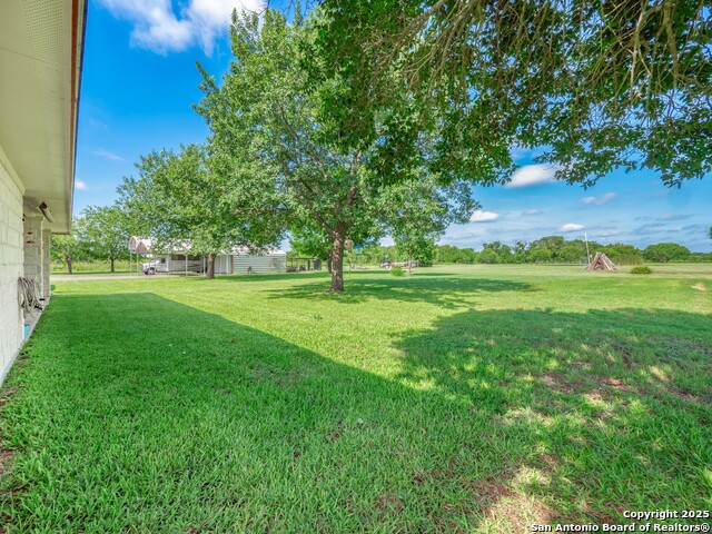 658 Lakeview Dr, Seguin, Texas image 31
