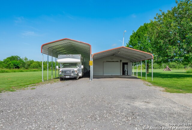 658 Lakeview Dr, Seguin, Texas image 32