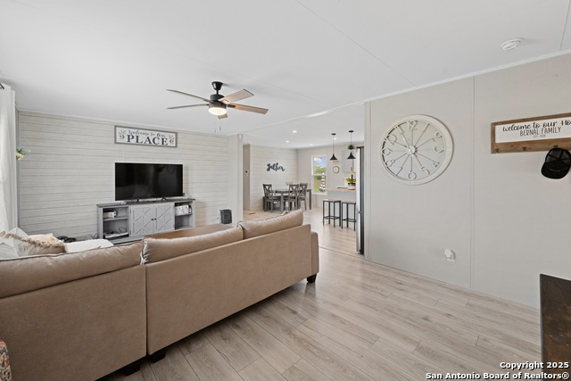 16486 Fm 775, Floresville, Texas image 4