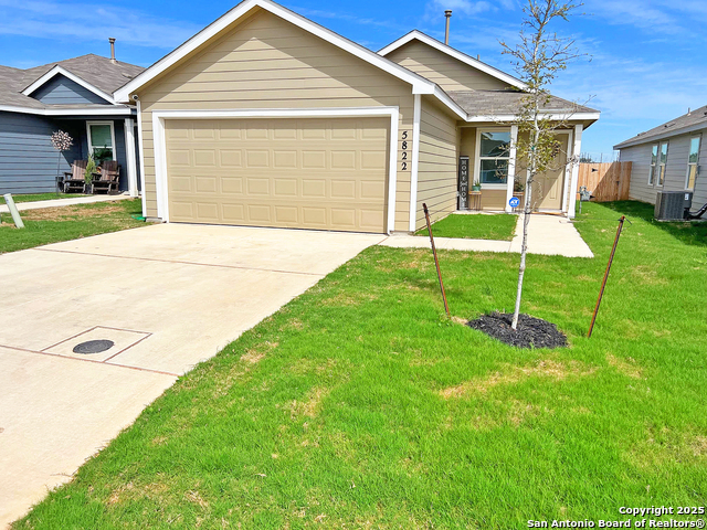 5822 Coahulia Ridge, Seguin, Texas image 1