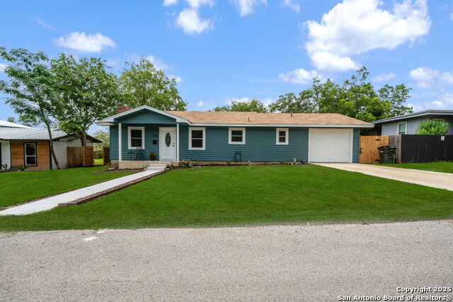 385 W Faust, New Braunfels, Texas image 1