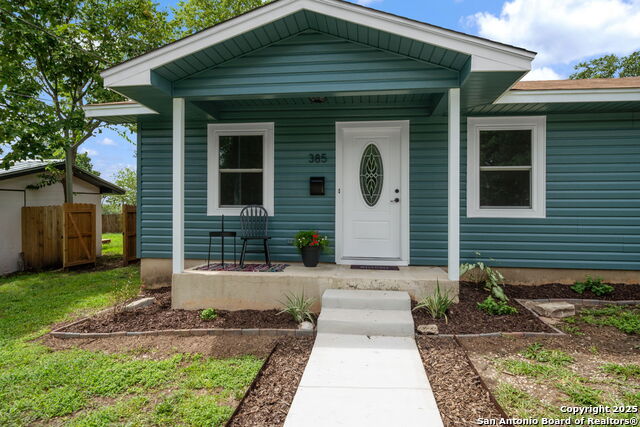 385 W Faust, New Braunfels, Texas image 23