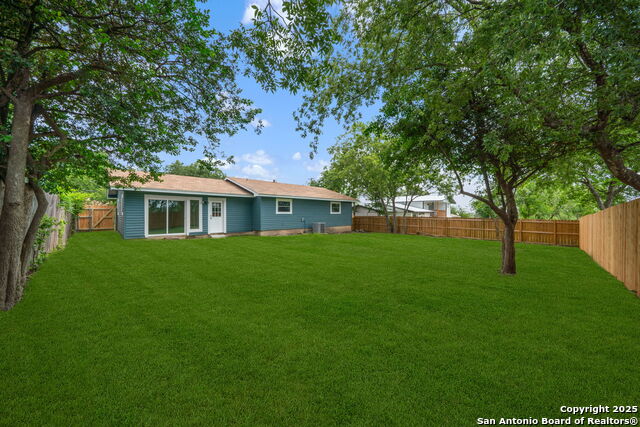 385 W Faust, New Braunfels, Texas image 28