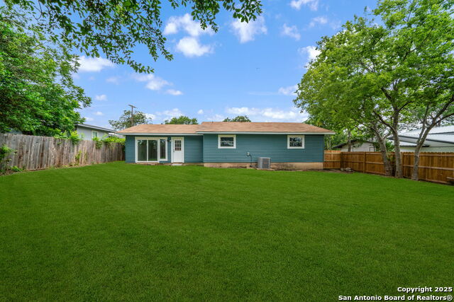 385 W Faust, New Braunfels, Texas image 30
