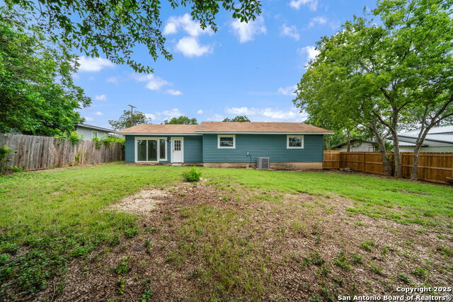 385 W Faust, New Braunfels, Texas image 31