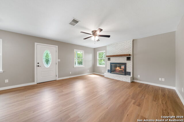 385 W Faust, New Braunfels, Texas image 8